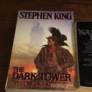 Stephen King “The Dark Tower, Salem’s Lot, Misery”